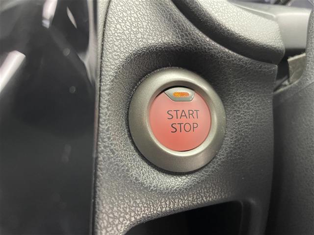 ノート ｅ－パワー　Ｘ　純正ナビ　フルセグＴＶ　アラウンドビューモニター　衝突被害軽減ブレーキ　レーンキープアシスト　オートＬＥＤヘッドライト　横滑り防止装置　コーナーセンサー前後　デジタルインナーミラー　ＥＴＣ　スペアキー（15枚目）