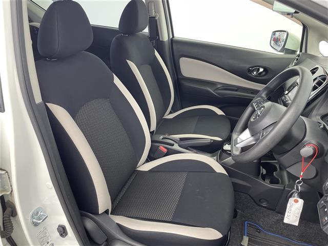 ノート ｅ－パワー　Ｘ　純正ナビ　フルセグＴＶ　アラウンドビューモニター　衝突被害軽減ブレーキ　レーンキープアシスト　オートＬＥＤヘッドライト　横滑り防止装置　コーナーセンサー前後　デジタルインナーミラー　ＥＴＣ　スペアキー（23枚目）