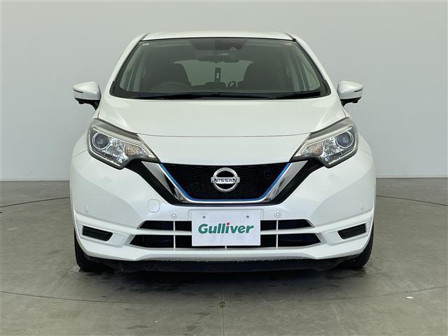 ノート ｅ－パワー　Ｘ　純正ナビ　フルセグＴＶ　アラウンドビューモニター　衝突被害軽減ブレーキ　レーンキープアシスト　オートＬＥＤヘッドライト　横滑り防止装置　コーナーセンサー前後　デジタルインナーミラー　ＥＴＣ　スペアキー（35枚目）