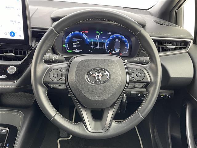 カローラツーリング ハイブリッド　ダブルバイビー　純正１０．５インチディスプレイオーディオ　フルセグＴＶ　ナビ機能　バックカメラ　ＥＴＣ２．０　社外ＡＷ付冬タイヤ車載　ＢＳＭ　トヨタセーフティセンス　ＬＥＤオートハイビーム　モデリスタフルエアロ（6枚目）