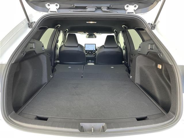 カローラツーリング ハイブリッド　ダブルバイビー　純正１０．５インチディスプレイオーディオ　フルセグＴＶ　ナビ機能　バックカメラ　ＥＴＣ２．０　社外ＡＷ付冬タイヤ車載　ＢＳＭ　トヨタセーフティセンス　ＬＥＤオートハイビーム　モデリスタフルエアロ（33枚目）