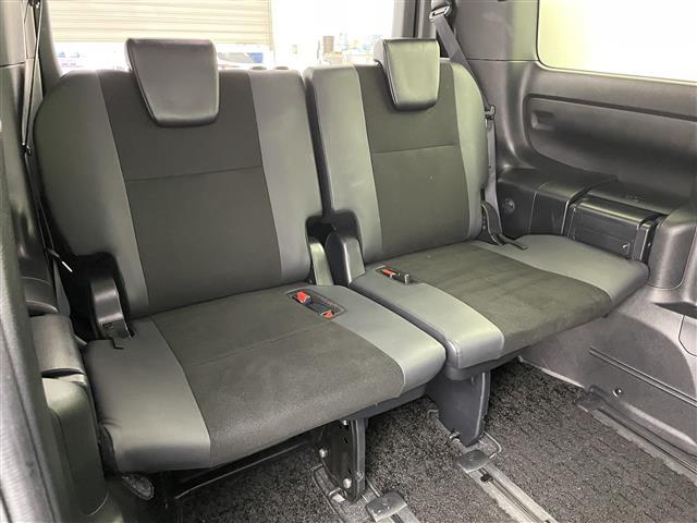 ノア Ｓｉ　ダブルバイビーＩＩＩ　純正ナビ　フルセグＴＶ　Ｂｌｕｅｔｏｏｔｈ　バックカメラ　純正フリップダウンモニター　ＥＴＣ　両側パワースライドドア　ＬＥＤオートライト　オートハイビーム　トヨタセーフティセンス　ハーフレザーシート（28枚目）