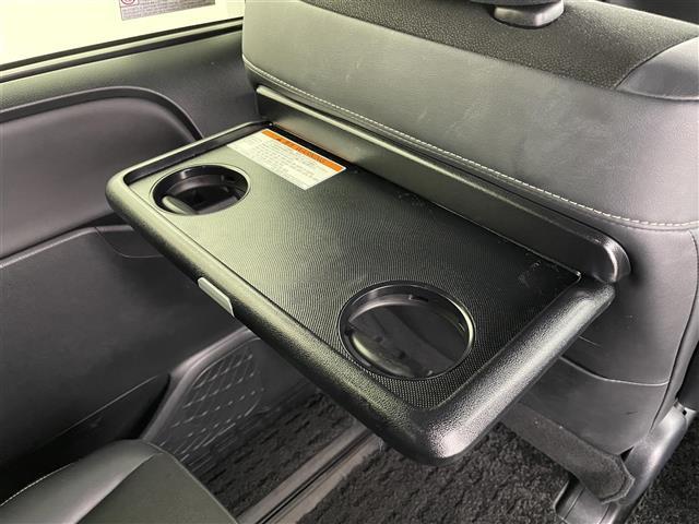 ノア Ｓｉ　ダブルバイビーＩＩＩ　純正ナビ　フルセグＴＶ　Ｂｌｕｅｔｏｏｔｈ　バックカメラ　純正フリップダウンモニター　ＥＴＣ　両側パワースライドドア　ＬＥＤオートライト　オートハイビーム　トヨタセーフティセンス　ハーフレザーシート（31枚目）