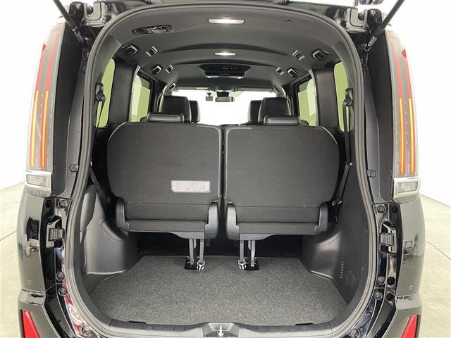 ノア Ｓｉ　ダブルバイビーＩＩＩ　純正ナビ　フルセグＴＶ　Ｂｌｕｅｔｏｏｔｈ　バックカメラ　純正フリップダウンモニター　ＥＴＣ　両側パワースライドドア　ＬＥＤオートライト　オートハイビーム　トヨタセーフティセンス　ハーフレザーシート（32枚目）