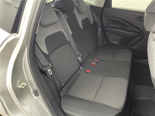 ノート Ｓ　ＦＯＵＲ　純正ナビ　全方位カメラ　ＥＴＣ　シートヒーター　ブラインドスポットモニター　デジタルインナーミラー　衝突被害軽減システム　コーナーセンサー　横滑り防止装置　オートハロゲンライト　ハンドルヒーター（28枚目）