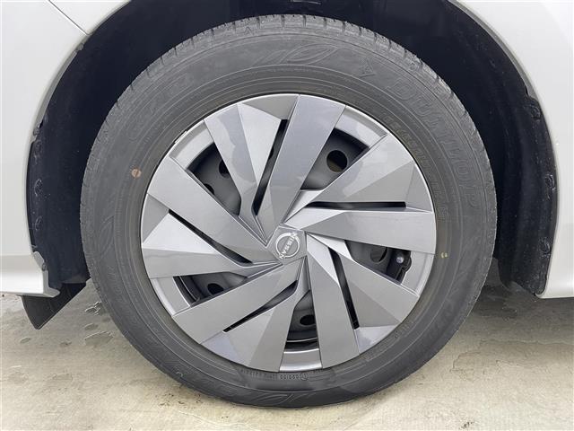 ノート Ｓ　ＦＯＵＲ　純正ナビ　全方位カメラ　ＥＴＣ　シートヒーター　ブラインドスポットモニター　デジタルインナーミラー　衝突被害軽減システム　コーナーセンサー　横滑り防止装置　オートハロゲンライト　ハンドルヒーター（39枚目）