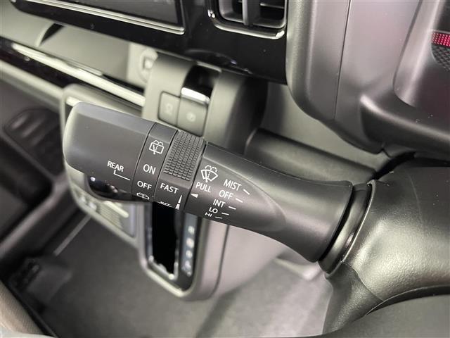 スペーシアカスタム ハイブリッドＸＳ　届出済未使用車　４ＷＤ　９型純正ナビ　全方位モニター　ヘッドアップディスプレイ　デュアルセンサーブレーキサポートＩＩ　アダプティブクルーズコントロール　レーンキープアシスト　オートマチックハイビーム（9枚目）