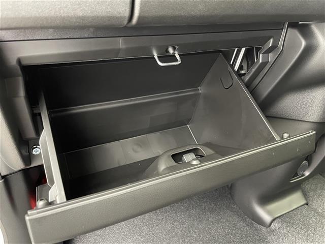 スペーシアカスタム ハイブリッドＸＳ　届出済未使用車　４ＷＤ　９型純正ナビ　全方位モニター　ヘッドアップディスプレイ　デュアルセンサーブレーキサポートＩＩ　アダプティブクルーズコントロール　レーンキープアシスト　オートマチックハイビーム（29枚目）