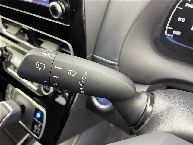 アクア Ｇ　純正ナビ　ｂｌｕｅｔｏｏｔｈ　バックカメラ　前後コーナーセンサー　ビルトインＥＴＣ　社外前ドラレコ　オートライト　ＬＥＤ　スマートキー　ＡＣＣ　プリクラッシュ　レーンキープ　先行車発進告知（10枚目）