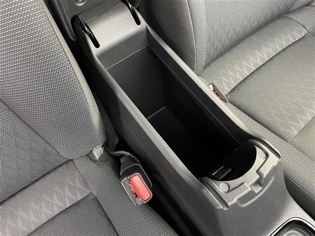 アクア Ｇ　純正ナビ　ｂｌｕｅｔｏｏｔｈ　バックカメラ　前後コーナーセンサー　ビルトインＥＴＣ　社外前ドラレコ　オートライト　ＬＥＤ　スマートキー　ＡＣＣ　プリクラッシュ　レーンキープ　先行車発進告知（30枚目）