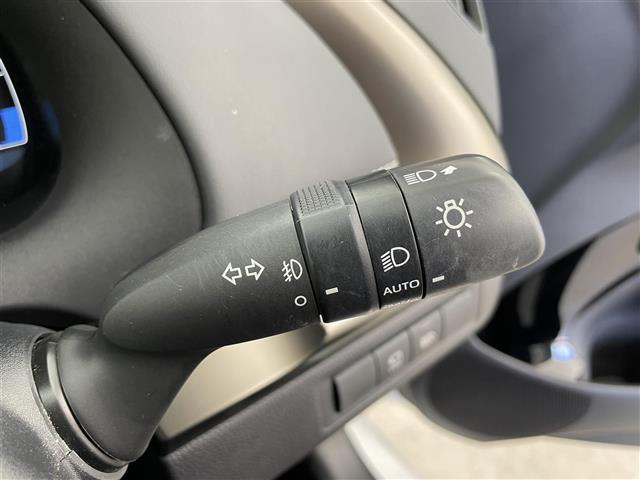 アクア Ｚ　純正１０型ディスプレイオーディオ　全方位カメラ　ドライブレコーダー　ＥＴＣ　ブラインドスポットモニター　衝突被害軽減システム　レーダークルーズコントロール　コーナーセンサー　純正アルミホイール　保証書（11枚目）