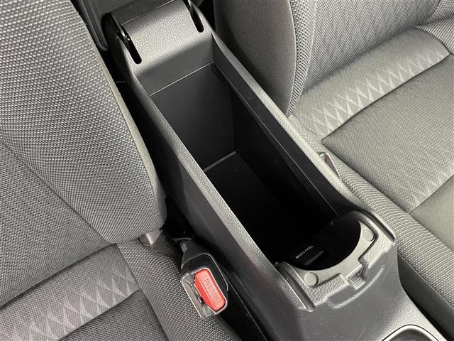 アクア Ｚ　純正１０型ディスプレイオーディオ　全方位カメラ　ドライブレコーダー　ＥＴＣ　ブラインドスポットモニター　衝突被害軽減システム　レーダークルーズコントロール　コーナーセンサー　純正アルミホイール　保証書（31枚目）