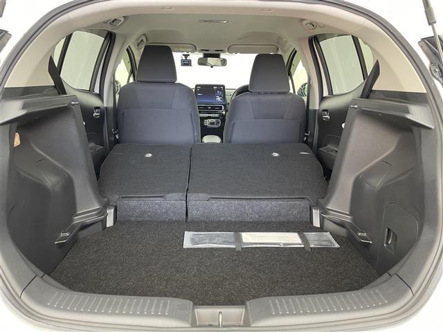 アクア Ｚ　純正１０型ディスプレイオーディオ　全方位カメラ　ドライブレコーダー　ＥＴＣ　ブラインドスポットモニター　衝突被害軽減システム　レーダークルーズコントロール　コーナーセンサー　純正アルミホイール　保証書（33枚目）