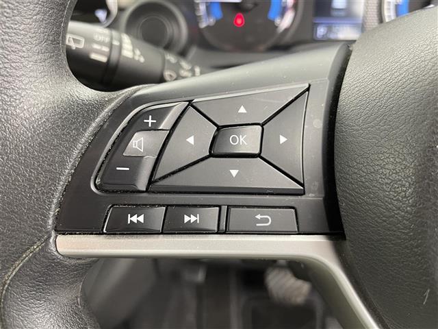 ｅＫワゴン Ｍ　カーオーディオ　ラジオ／ＣＤ／ＡＵＸ　衝突被害軽減ブレーキ　コーナーセンサー前後　横滑り防止装置　ＡＢＳ　シートヒーター　リモコンキー　社外フロアマット　ベンチシート　アイドリングストップ　ドアバイザ（3枚目）