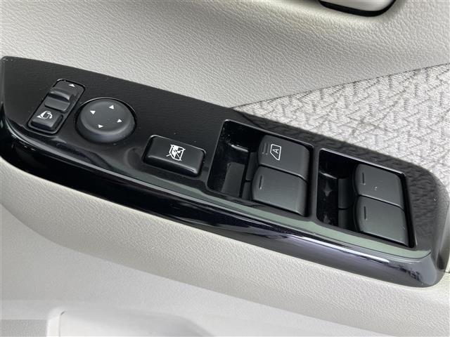 ｅＫワゴン Ｍ　カーオーディオ　ラジオ／ＣＤ／ＡＵＸ　衝突被害軽減ブレーキ　コーナーセンサー前後　横滑り防止装置　ＡＢＳ　シートヒーター　リモコンキー　社外フロアマット　ベンチシート　アイドリングストップ　ドアバイザ（13枚目）