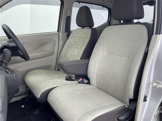 ｅＫワゴン Ｍ　カーオーディオ　ラジオ／ＣＤ／ＡＵＸ　衝突被害軽減ブレーキ　コーナーセンサー前後　横滑り防止装置　ＡＢＳ　シートヒーター　リモコンキー　社外フロアマット　ベンチシート　アイドリングストップ　ドアバイザ（17枚目）