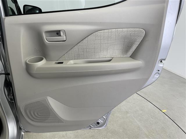 ｅＫワゴン Ｍ　カーオーディオ　ラジオ／ＣＤ／ＡＵＸ　衝突被害軽減ブレーキ　コーナーセンサー前後　横滑り防止装置　ＡＢＳ　シートヒーター　リモコンキー　社外フロアマット　ベンチシート　アイドリングストップ　ドアバイザ（20枚目）