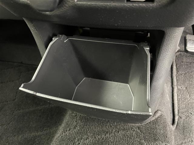 ｅＫワゴン Ｍ　カーオーディオ　ラジオ／ＣＤ／ＡＵＸ　衝突被害軽減ブレーキ　コーナーセンサー前後　横滑り防止装置　ＡＢＳ　シートヒーター　リモコンキー　社外フロアマット　ベンチシート　アイドリングストップ　ドアバイザ（25枚目）