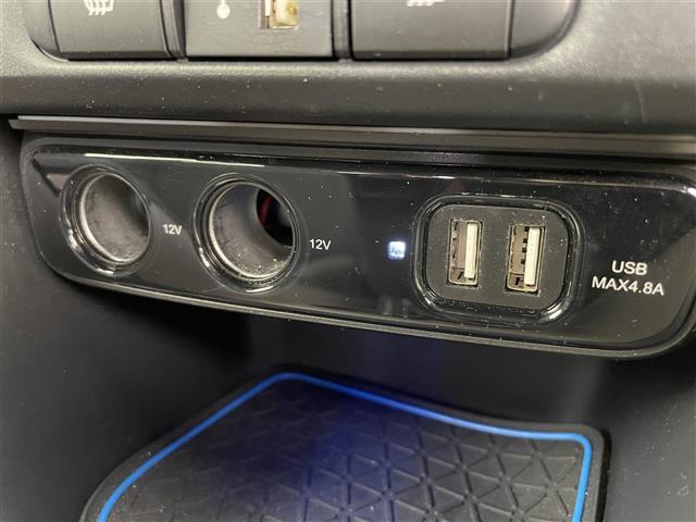 ヤリス ハイブリッドＺ　純正ディスプレイオーディオ　全方位カメラ　ドライブレコーダー　ＥＴＣ　シートヒーター　ハンドルヒーター　ブラインドスポットモニター　トヨタセーフティセンス　コーナーセンサー　モデリスタアルミホイール（19枚目）