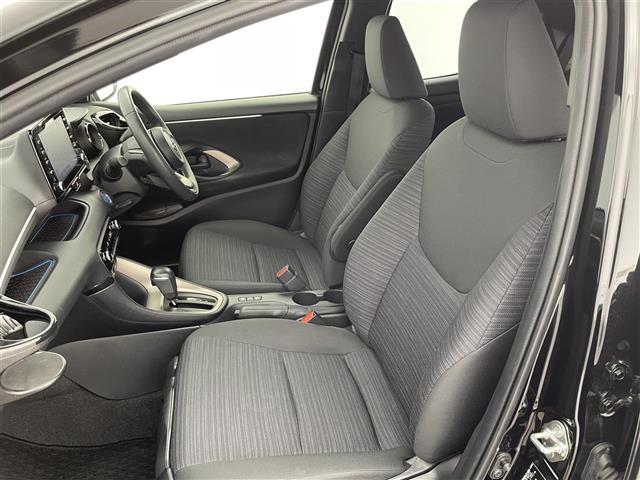 ヤリス ハイブリッドＺ　純正ディスプレイオーディオ　全方位カメラ　ドライブレコーダー　ＥＴＣ　シートヒーター　ハンドルヒーター　ブラインドスポットモニター　トヨタセーフティセンス　コーナーセンサー　モデリスタアルミホイール（25枚目）