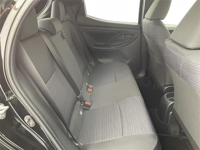 ヤリス ハイブリッドＺ　純正ディスプレイオーディオ　全方位カメラ　ドライブレコーダー　ＥＴＣ　シートヒーター　ハンドルヒーター　ブラインドスポットモニター　トヨタセーフティセンス　コーナーセンサー　モデリスタアルミホイール（27枚目）