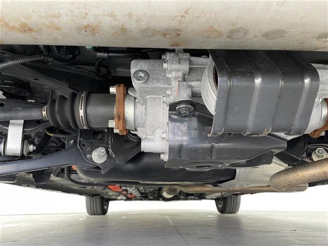 ヤリス ハイブリッドＺ　純正ディスプレイオーディオ　全方位カメラ　ドライブレコーダー　ＥＴＣ　シートヒーター　ハンドルヒーター　ブラインドスポットモニター　トヨタセーフティセンス　コーナーセンサー　モデリスタアルミホイール（41枚目）