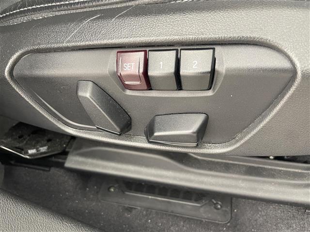 Ｘ１ ｘＤｒｉｖｅ　１８ｄ　４ＷＤ　ＨＤＤナビ（ＡＭ／ＦＭ／ＢＴ／ＣＤ／ＤＶＤ　バックカメラ　ヘッドアップディスプレイ　コーナーセンサー　前後　レーダークルーズコントロール　レーンキープアシスト　駐車標識自動作動　横滑り防止装置（15枚目）