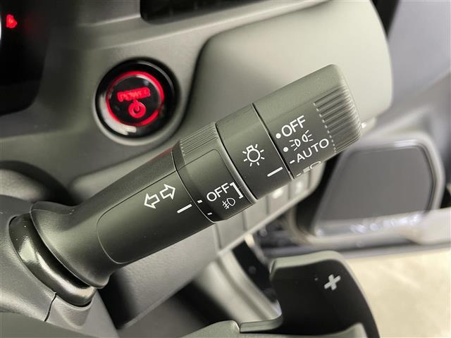 ヴェゼル e:HEV Z 登録済未使用車 純正9型ホンダコネクトディスプレイ フルセグTV バックカメラ 衝突軽減ブレーキ アダプティブクルーズコントロール レーンキープアシスト ブラインドスポットモニター オートハイビーム(11枚目)