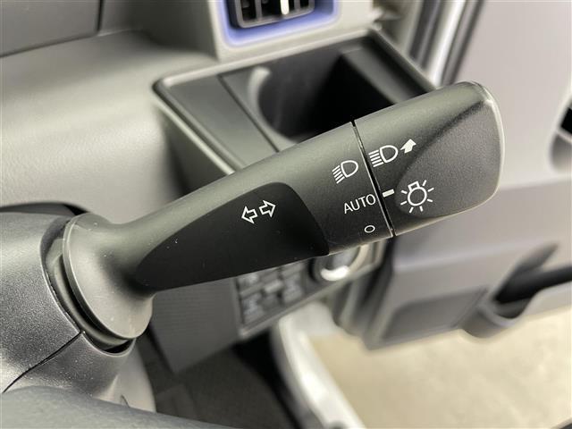 タント カスタムＲＳ　社外ナビ　バックカメラ　両側パワースライドドア　衝突被害軽減ブレーキ　レーンキープアシスト　オートマチックハイビーム　ＬＥＤヘッドライト　コーナーセンサー前後　ハーフレザーシート　ドラレコ　ＥＴＣ（12枚目）