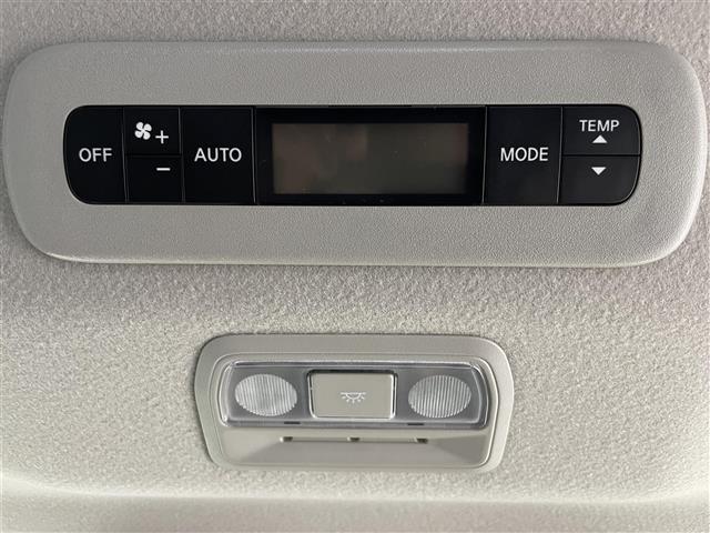 セレナ e-パワー ハイウェイスターV 純正12.3型ナビ 全方位カメラ 純正11型後席モニター プロパイロット ブラインドスポットモニター デジタルインナーミラー ETC コーナーセンサー 純正アルミホイール オートLEDライト 保証書(26枚目)