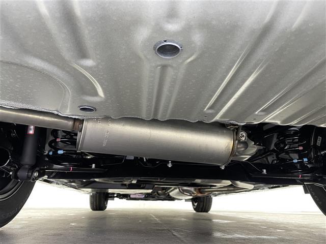 セレナ e-パワー ハイウェイスターV 純正12.3型ナビ 全方位カメラ 純正11型後席モニター プロパイロット ブラインドスポットモニター デジタルインナーミラー ETC コーナーセンサー 純正アルミホイール オートLEDライト 保証書(41枚目)