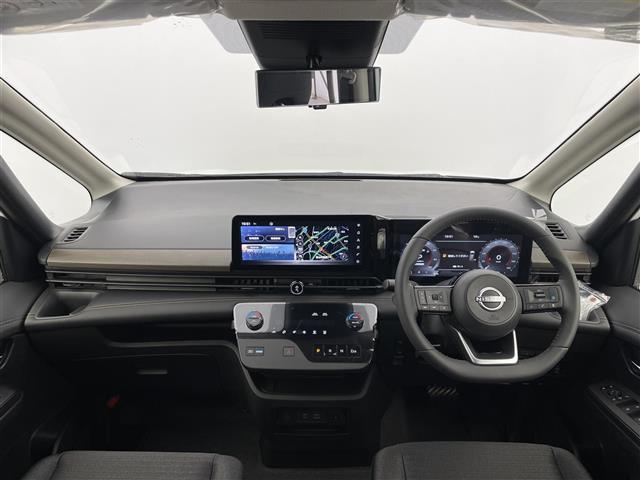 セレナ e-パワー ハイウェイスターV 純正12.3型ナビ 全方位カメラ 純正11型後席モニター プロパイロット ブラインドスポットモニター デジタルインナーミラー ETC コーナーセンサー 純正アルミホイール オートLEDライト 保証書(42枚目)