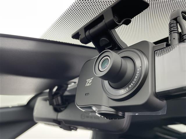 アルファード Z 純正14型ナビ 全方位カメラ 純正後席モニター ヘッドアップディスプレイ レザーシート シートヒーター エアシート トヨタセーフティセンス 左右独立ムーンルーフ ハンドルヒーター ドライブレコーダー(4枚目)
