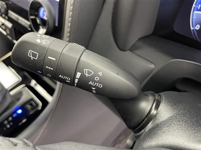 アルファード Z 純正14型ナビ 全方位カメラ 純正後席モニター ヘッドアップディスプレイ レザーシート シートヒーター エアシート トヨタセーフティセンス 左右独立ムーンルーフ ハンドルヒーター ドライブレコーダー(12枚目)