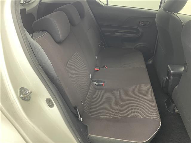 アクア Ｇ　ワンオーナー　純正ＳＤナビ（ＮＳＺＴ－Ｗ６４）（ＡＭ／ＦＭ／ＣＤ／ＤＶＤ／ＢＴ）　バックカメラ　衝突軽減システム　レーンキープアシスト　横滑り防止装置　盗難防止装置　ＥＴＣ　フロアマット純正（28枚目）