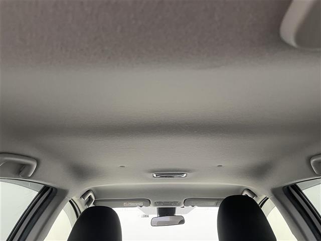 アクア Ｇ　ワンオーナー　純正ＳＤナビ（ＮＳＺＴ－Ｗ６４）（ＡＭ／ＦＭ／ＣＤ／ＤＶＤ／ＢＴ）　バックカメラ　衝突軽減システム　レーンキープアシスト　横滑り防止装置　盗難防止装置　ＥＴＣ　フロアマット純正（34枚目）