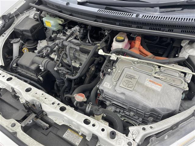 アクア Ｇ　ワンオーナー　純正ＳＤナビ（ＮＳＺＴ－Ｗ６４）（ＡＭ／ＦＭ／ＣＤ／ＤＶＤ／ＢＴ）　バックカメラ　衝突軽減システム　レーンキープアシスト　横滑り防止装置　盗難防止装置　ＥＴＣ　フロアマット純正（40枚目）