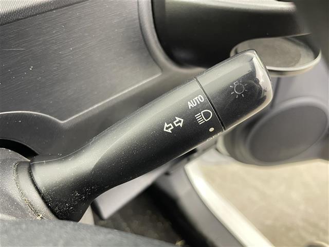 アクア Ｓスタイルブラック　社外ＳＤナビ（ＥＸ８Ｖ）（ＡＭ／ＦＭ／ＣＤ／ＤＶＤ／ＢＴ）フルセグＴＶ　バックカメラ　衝突軽減システム　レーンキープアシスト　横滑り防止装置　盗難防止装置　オートマチックハイビーム　ＥＴＣ　社外ＡＷ（11枚目）