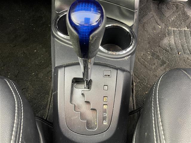 アクア Ｓスタイルブラック　社外ＳＤナビ（ＥＸ８Ｖ）（ＡＭ／ＦＭ／ＣＤ／ＤＶＤ／ＢＴ）フルセグＴＶ　バックカメラ　衝突軽減システム　レーンキープアシスト　横滑り防止装置　盗難防止装置　オートマチックハイビーム　ＥＴＣ　社外ＡＷ（18枚目）