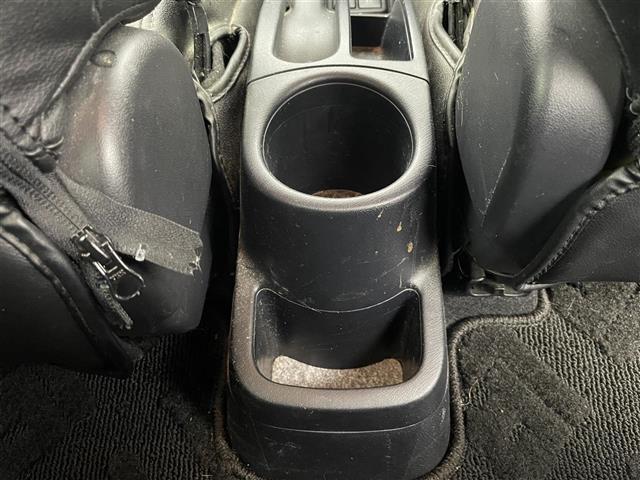 アクア Ｓスタイルブラック　社外ＳＤナビ（ＥＸ８Ｖ）（ＡＭ／ＦＭ／ＣＤ／ＤＶＤ／ＢＴ）フルセグＴＶ　バックカメラ　衝突軽減システム　レーンキープアシスト　横滑り防止装置　盗難防止装置　オートマチックハイビーム　ＥＴＣ　社外ＡＷ（21枚目）