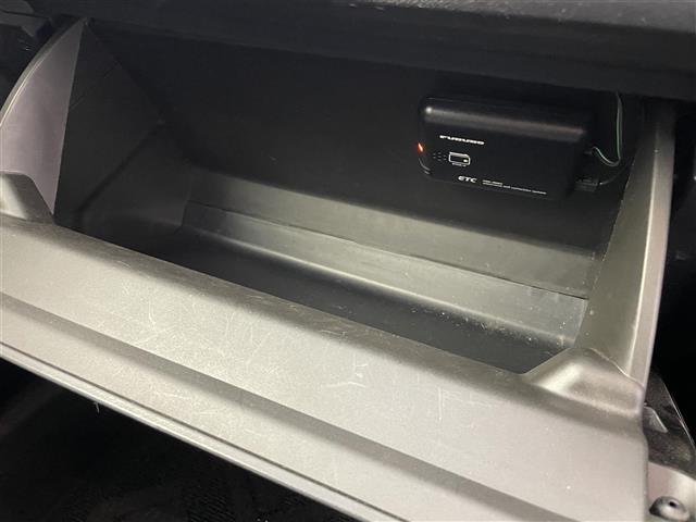 アクア Ｓスタイルブラック　社外ＳＤナビ（ＥＸ８Ｖ）（ＡＭ／ＦＭ／ＣＤ／ＤＶＤ／ＢＴ）フルセグＴＶ　バックカメラ　衝突軽減システム　レーンキープアシスト　横滑り防止装置　盗難防止装置　オートマチックハイビーム　ＥＴＣ　社外ＡＷ（22枚目）