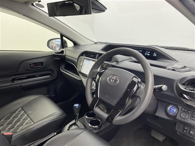 アクア Ｓスタイルブラック　社外ＳＤナビ（ＥＸ８Ｖ）（ＡＭ／ＦＭ／ＣＤ／ＤＶＤ／ＢＴ）フルセグＴＶ　バックカメラ　衝突軽減システム　レーンキープアシスト　横滑り防止装置　盗難防止装置　オートマチックハイビーム　ＥＴＣ　社外ＡＷ（23枚目）