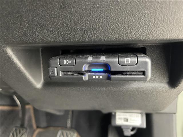 ジムニー XL 社外ディスプレイオーディオ carrozzeriaフロントスピーカー バックカメラ 衝突被害軽減ブレーキ レーンアシストキープ ダウンヒルアシストコントロール オートライト GPS&レーダー ETC(3枚目)