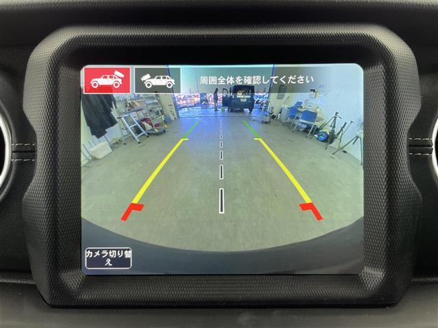 ジープ・ラングラーアンリミテッド サハラ　１オーナー　純正ナビ（ｂｌｕｅｔｏｏｔｈ　フルセグＴＶ）　バックカメラ　純正前後ドラレコ　黒革シート　シートヒーター　ＬＥＤ　フォグ　ＡＣＣ　自動緊急ブレーキ　ブラインドスポット　ヒーテッドステア（4枚目）