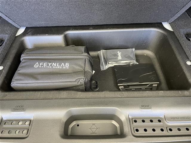 ジープ・ラングラーアンリミテッド サハラ　１オーナー　純正ナビ（ｂｌｕｅｔｏｏｔｈ　フルセグＴＶ）　バックカメラ　純正前後ドラレコ　黒革シート　シートヒーター　ＬＥＤ　フォグ　ＡＣＣ　自動緊急ブレーキ　ブラインドスポット　ヒーテッドステア（34枚目）