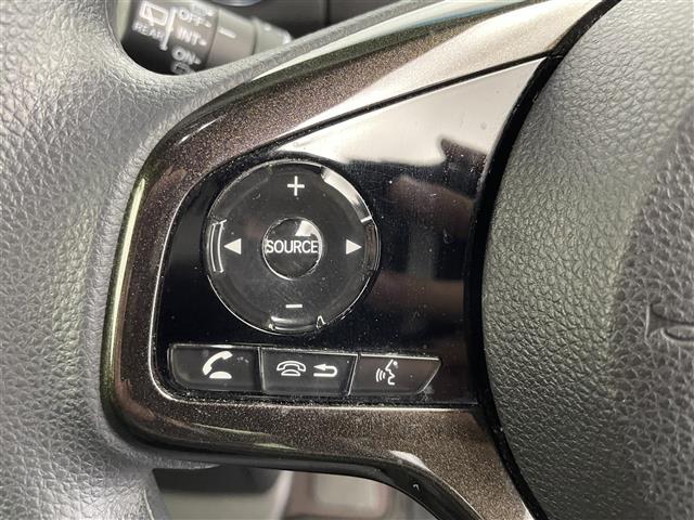 Ｎ－ＢＯＸカスタム Ｇ・Ｌホンダセンシング　純正ナビ　バックカメラ　ビルトインＥＴＣ　両側パワースライドドア　シートヒーター　衝突被害軽減システム　レーダークルーズコントロール　横滑り防止装置　純正アルミホイール　純正フロアマット　スマートキー（10枚目）