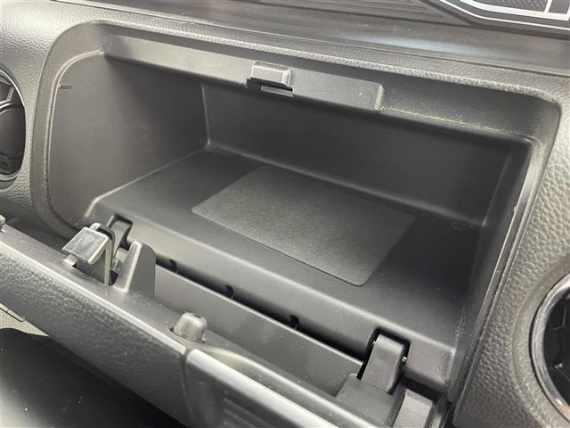 Ｎ－ＢＯＸカスタム Ｇ・Ｌホンダセンシング　純正ナビ　バックカメラ　ビルトインＥＴＣ　両側パワースライドドア　シートヒーター　衝突被害軽減システム　レーダークルーズコントロール　横滑り防止装置　純正アルミホイール　純正フロアマット　スマートキー（21枚目）