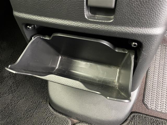 Ｎ－ＢＯＸカスタム Ｇ・Ｌホンダセンシング　純正ナビ　バックカメラ　ビルトインＥＴＣ　両側パワースライドドア　シートヒーター　衝突被害軽減システム　レーダークルーズコントロール　横滑り防止装置　純正アルミホイール　純正フロアマット　スマートキー（22枚目）