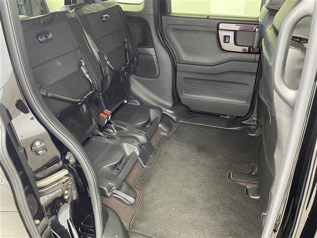 Ｎ－ＢＯＸカスタム Ｇ・Ｌホンダセンシング　純正ナビ　バックカメラ　ビルトインＥＴＣ　両側パワースライドドア　シートヒーター　衝突被害軽減システム　レーダークルーズコントロール　横滑り防止装置　純正アルミホイール　純正フロアマット　スマートキー（32枚目）