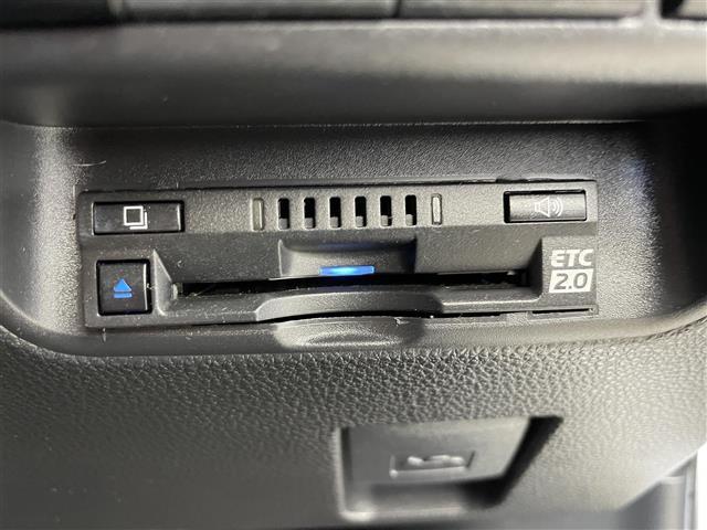 アクア Ｚ　純正１０．５型ＤＡ　フルセグＴＶ　パノラミックビューモニター　ヘッドアップディスプレイ　モデリスタ　レーダークルーズコントロール　プリクラッシュセーフティ　アドバンスドパーク　ブラインドスポットモニタ（2枚目）